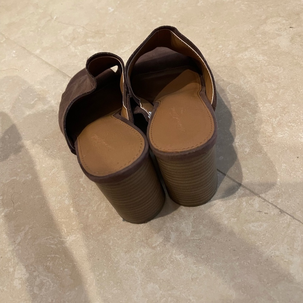 Mules - Picture 4 of 4